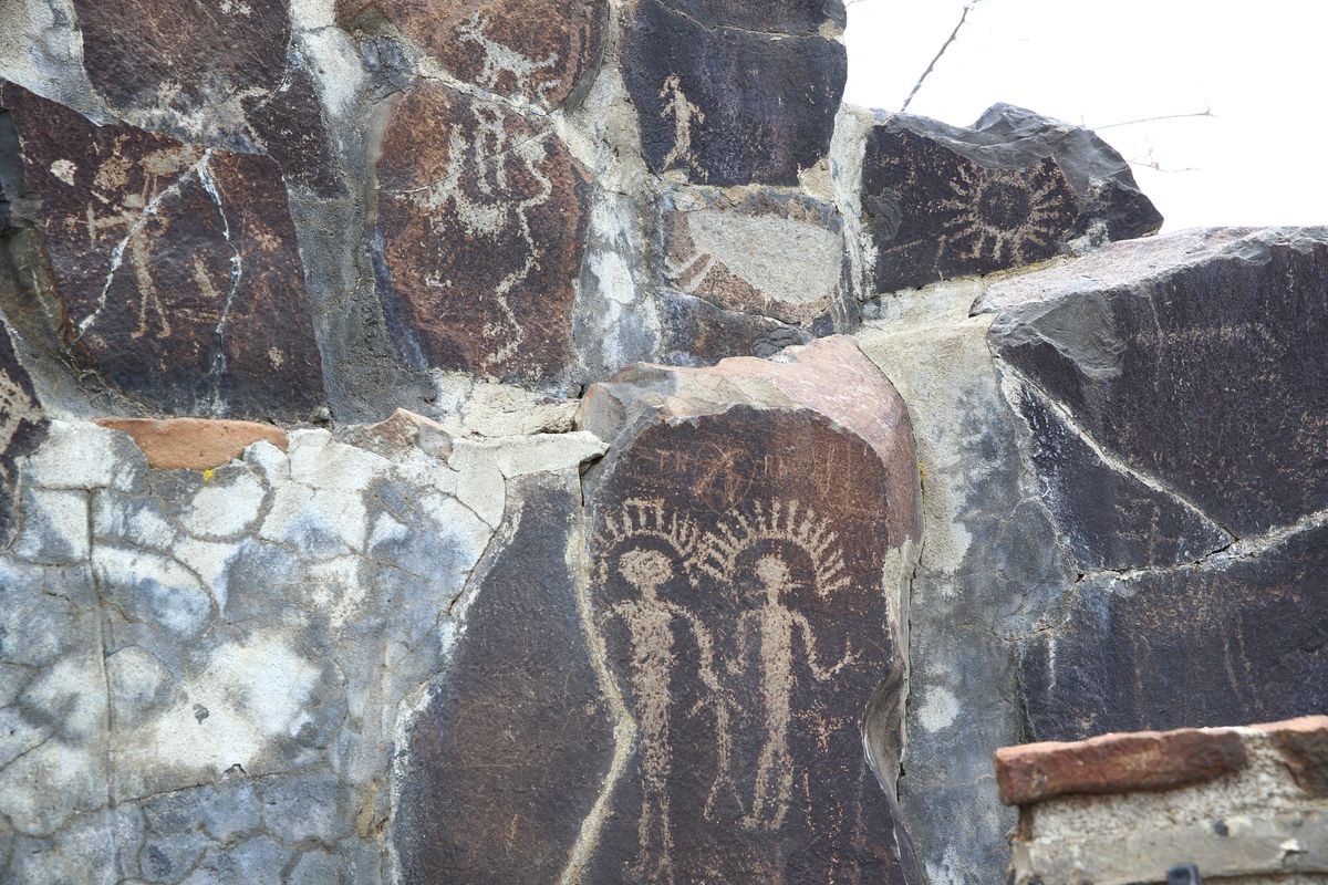 Indian Petroglyphs in Eastern Washington,USA